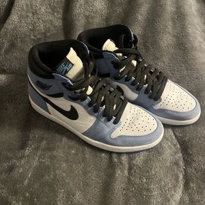 Jordan 1 Retro High OG: University blue